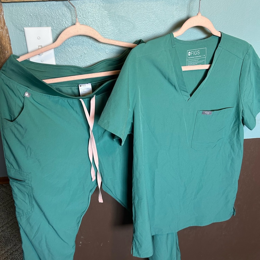 FIGS cactus Scrub set